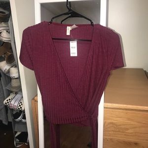 Tilly’s Wrap Top